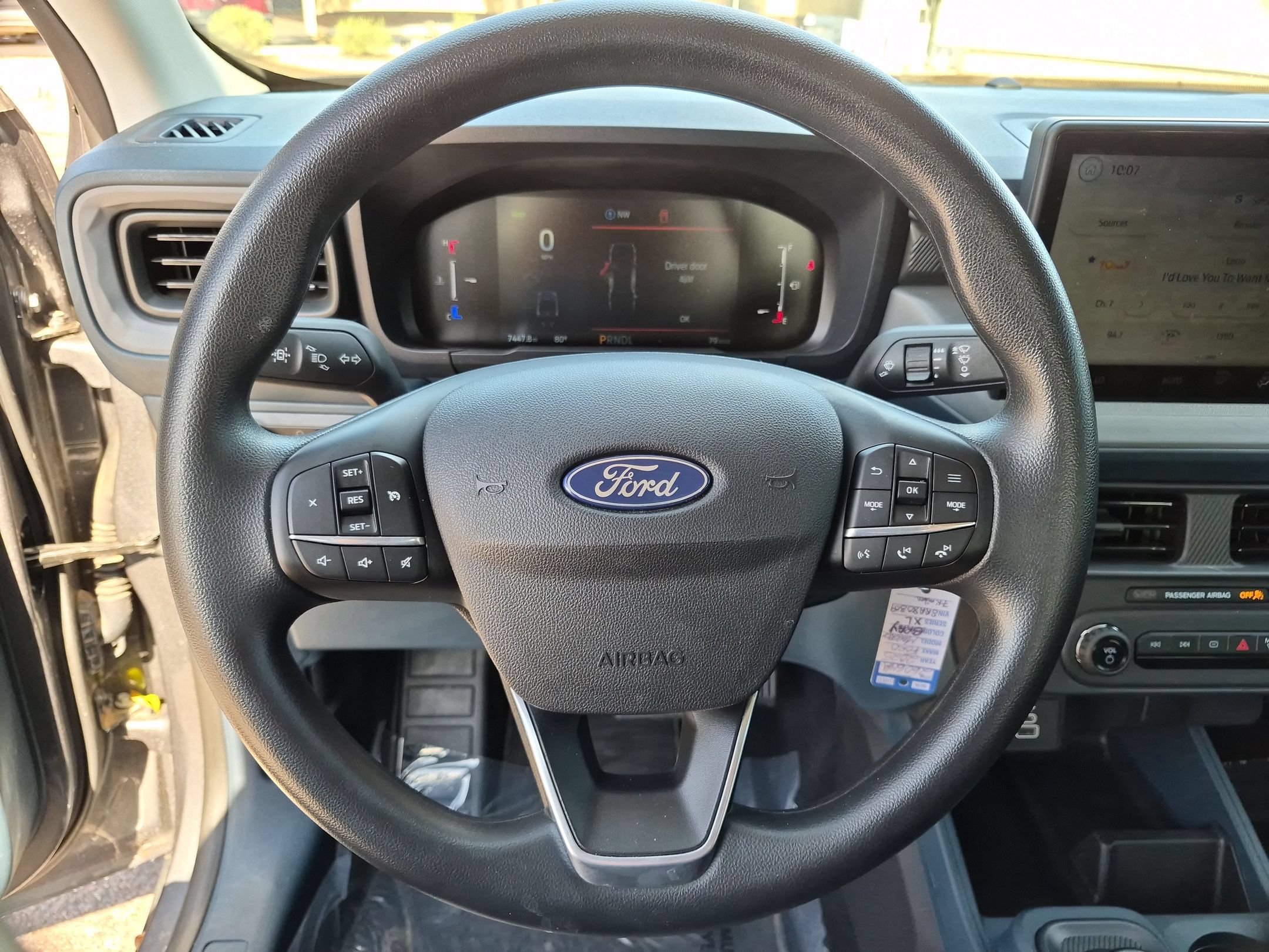 Certified 2025 Ford Maverick XL FWD image 15