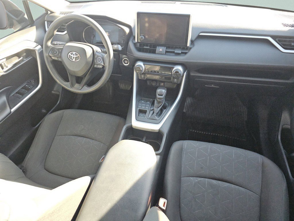 Used 2023 Toyota RAV4 XLE image 26