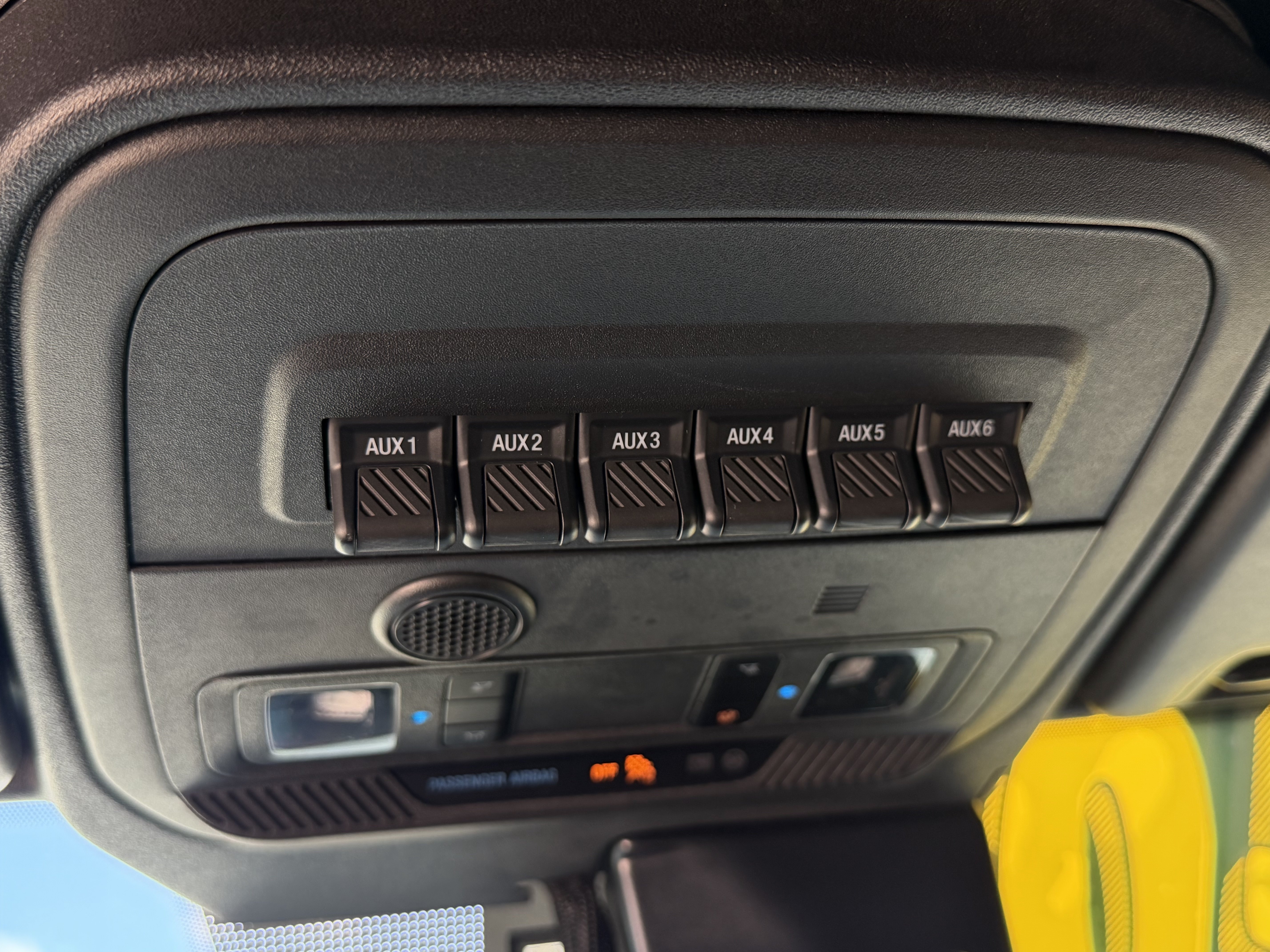 Certified 2024 Ford Bronco Raptor w/ Interior Carbon Fiber Pack 6 AWD/4WD image 28