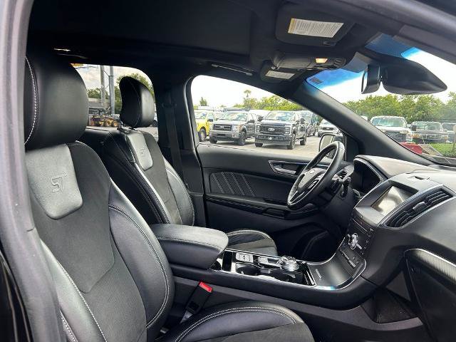 Certified 2019 Ford Edge ST w/ Equipment Group 401A AWD/4WD image 28
