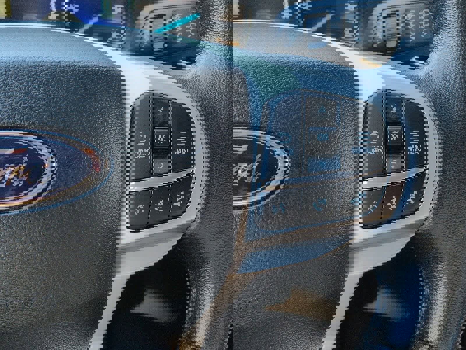 Certified 2022 Ford Explorer XLT w/ Equipment Group 202A image 27