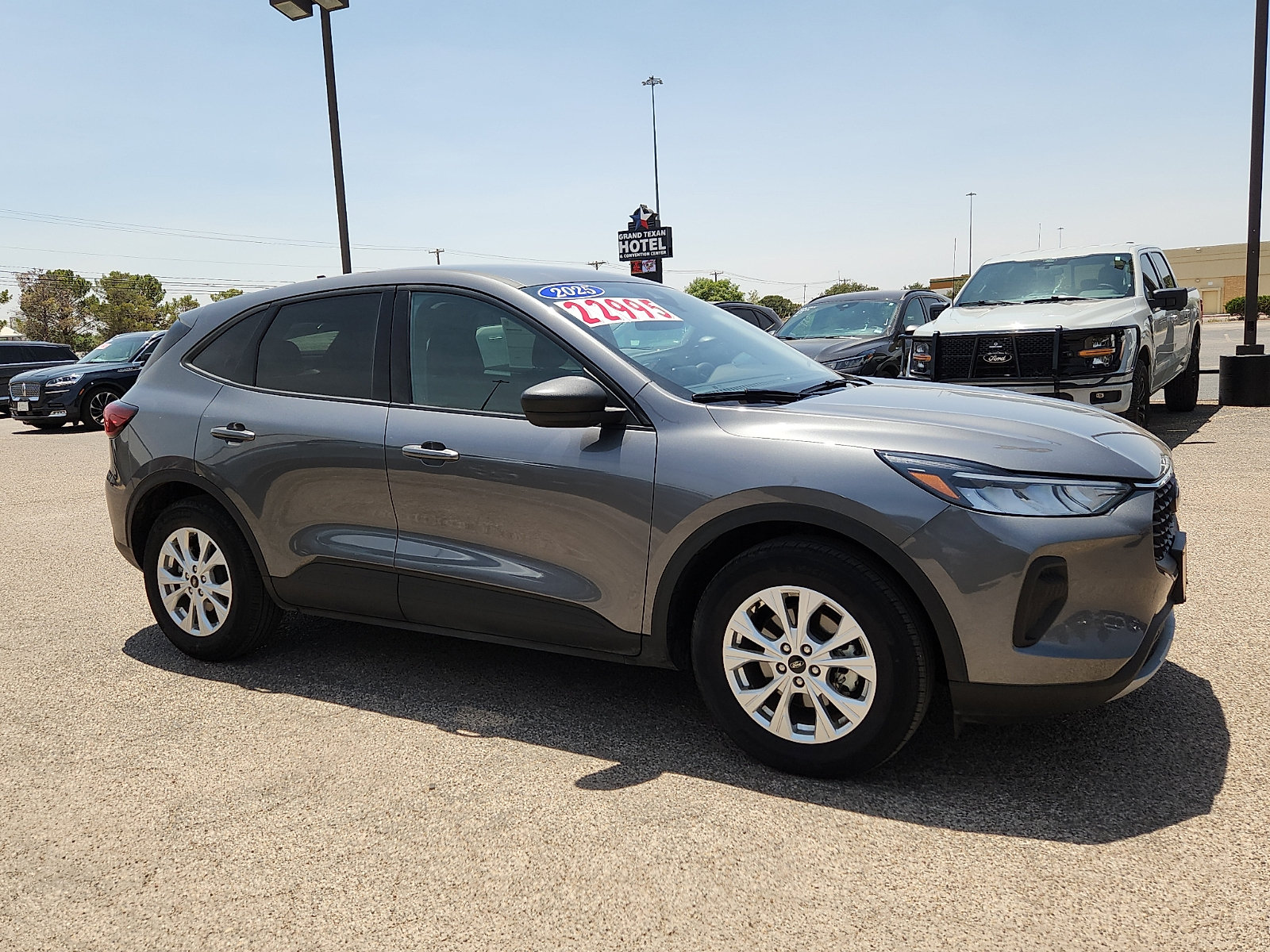 Certified 2025 Ford Escape Active FWD image 8