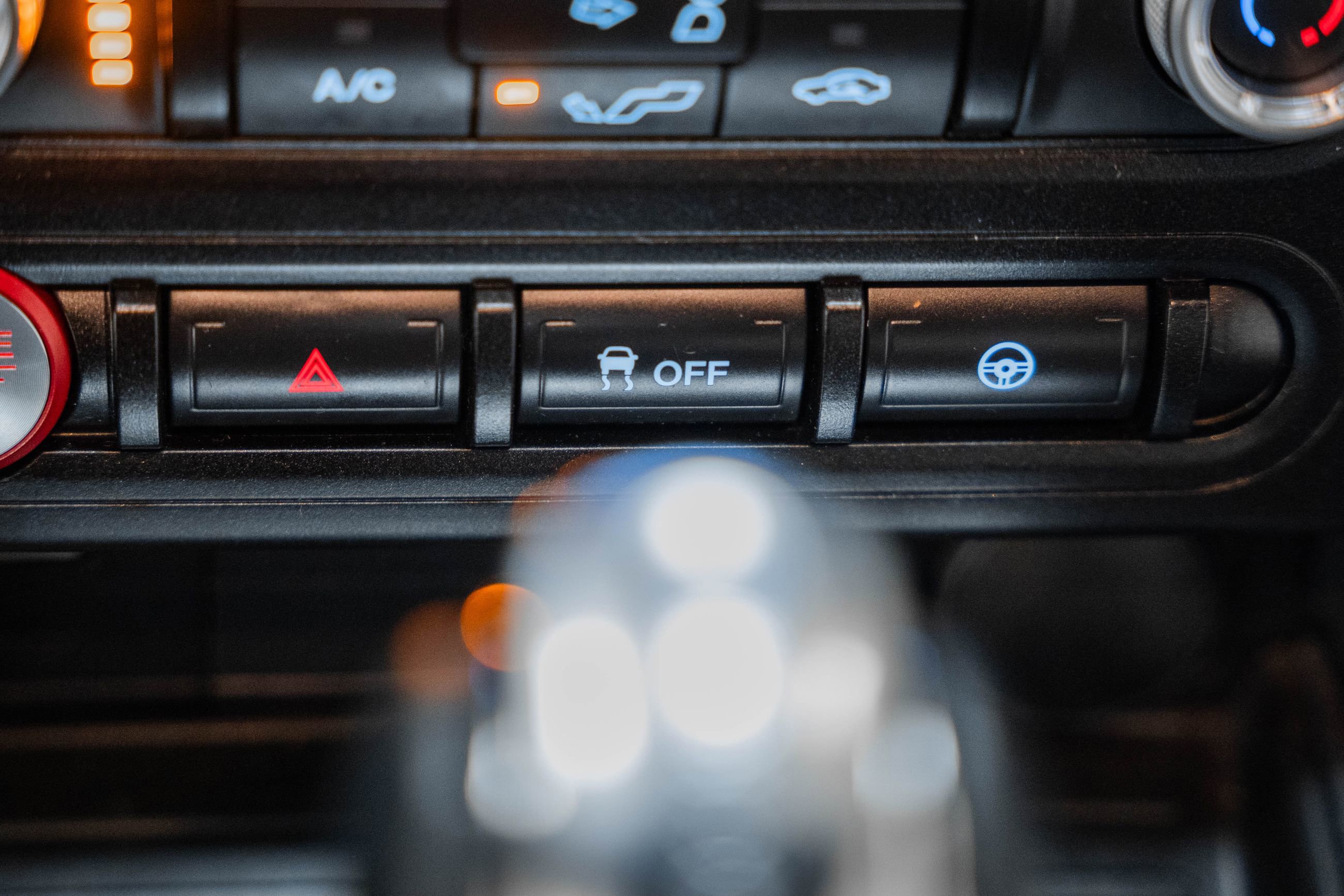 Certified 2022 Ford Mustang Coupe image 30