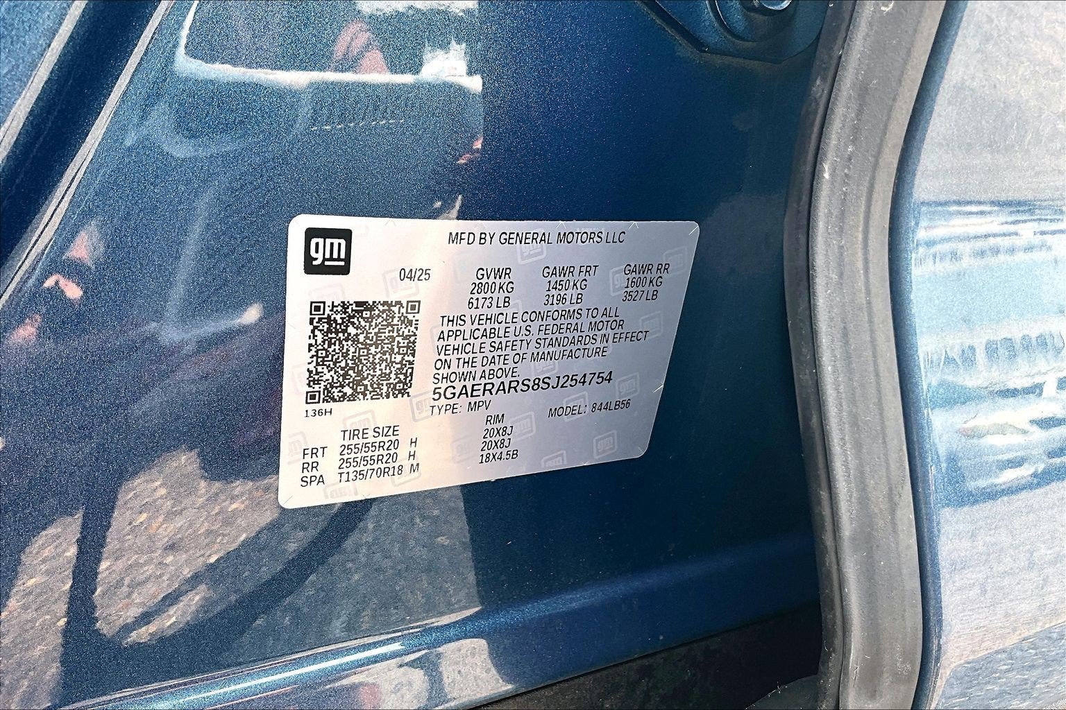 Used 2025 Buick Enclave Preferred FWD image 36