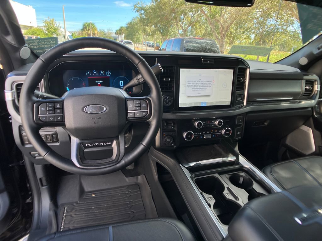 Certified 2025 Ford F350 Platinum image 8