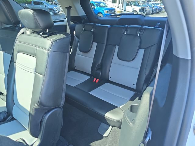 Certified 2023 Ford Explorer XLT w/ Equipment Group 202A AWD/4WD image 13