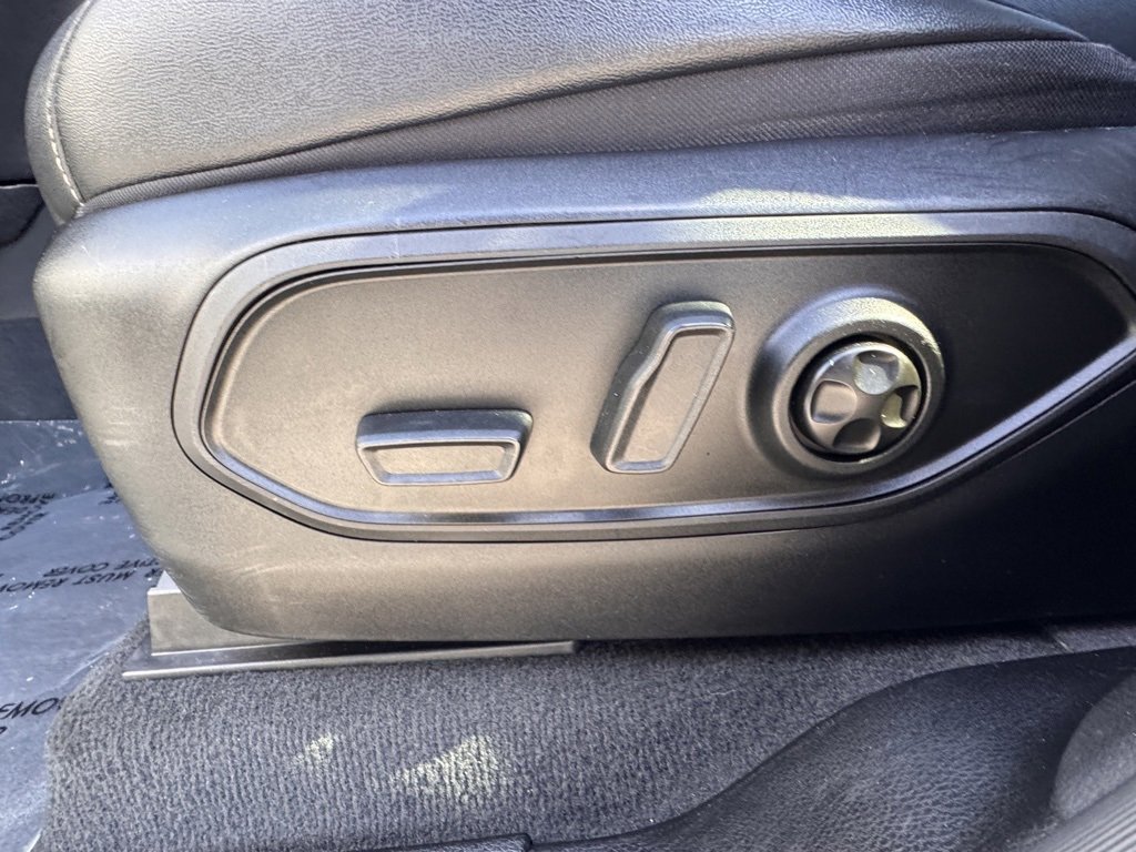 Used 2023 Jeep Grand Cherokee Limited image 18