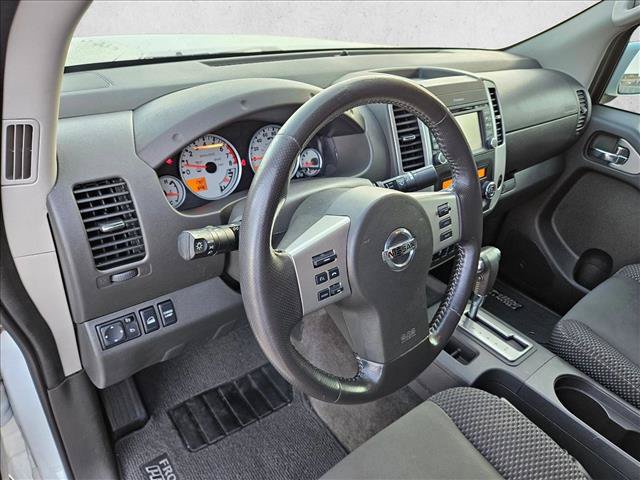 Used 2018 Nissan Frontier PRO-4X AWD/4WD image 10
