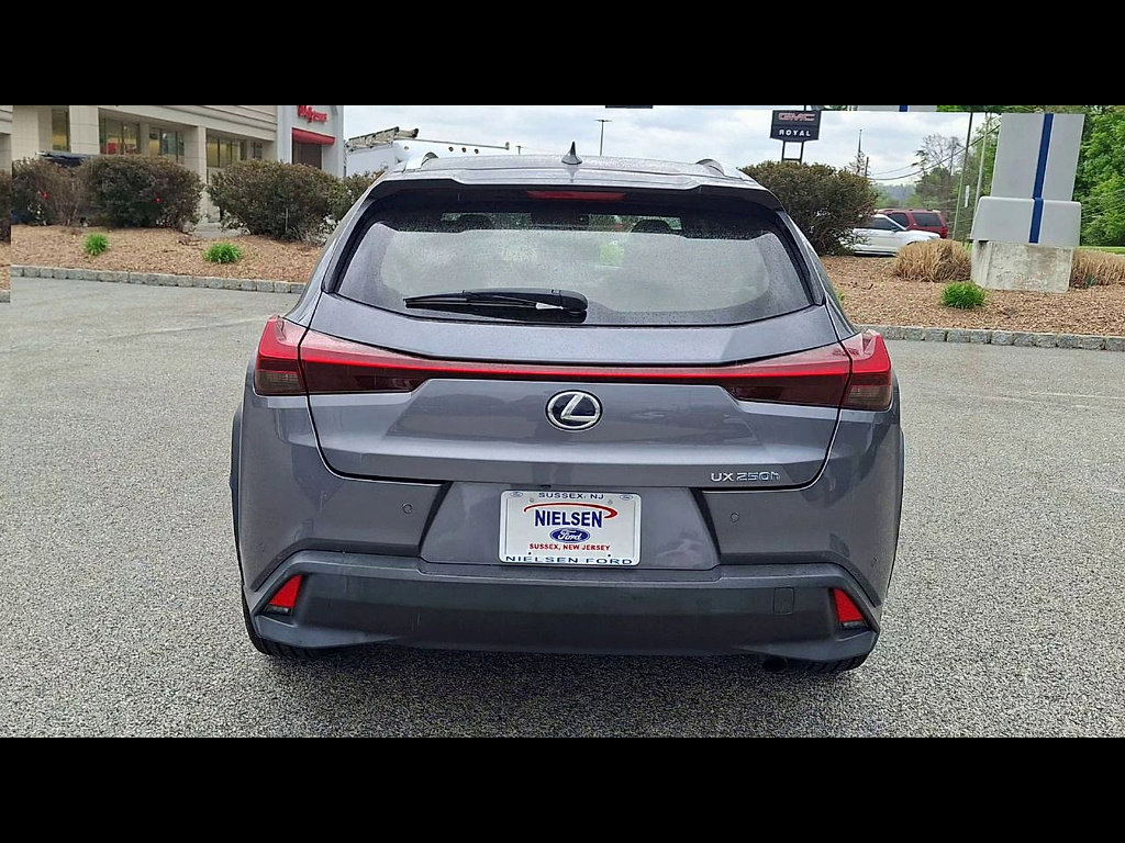 Used 2019 Lexus UX 250h w/ Premium Package AWD/4WD image 7