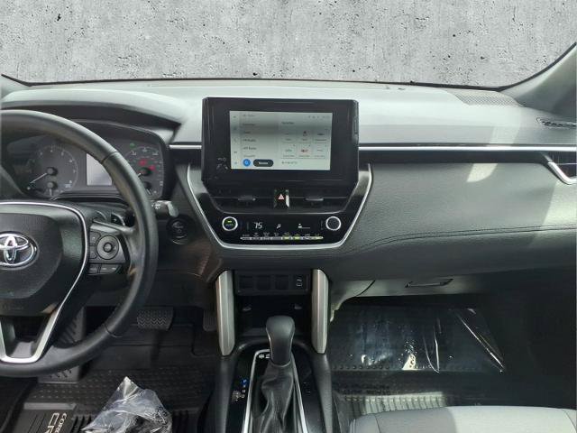 Used 2025 Toyota Corolla Cross AWD Hybrid image 16