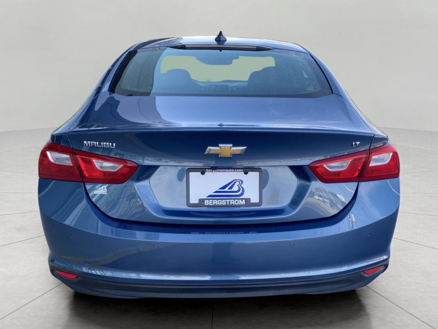 Used 2025 Chevrolet Malibu LT FWD image 7