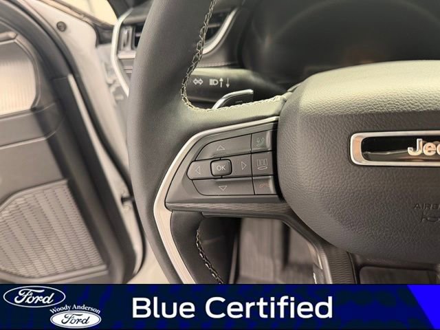 Used 2024 Jeep Grand Cherokee Altitude AWD/4WD image 11