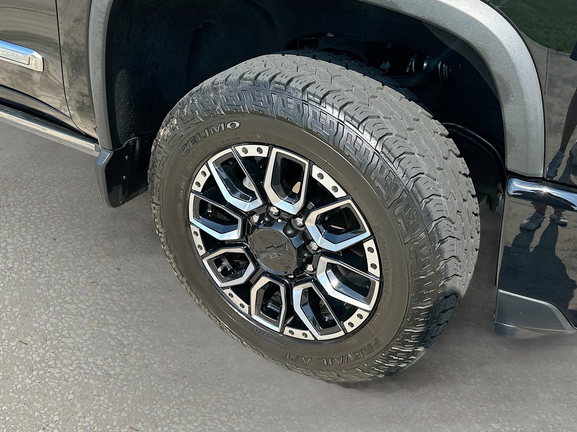 Used 2024 Chevrolet Silverado 2500 High Country w/ High Country Premium Package image 32