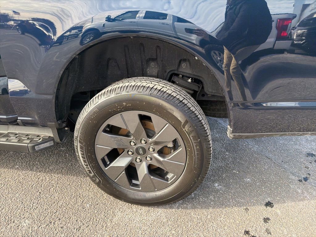 Certified 2023 Ford F150 Lightning Lariat image 22