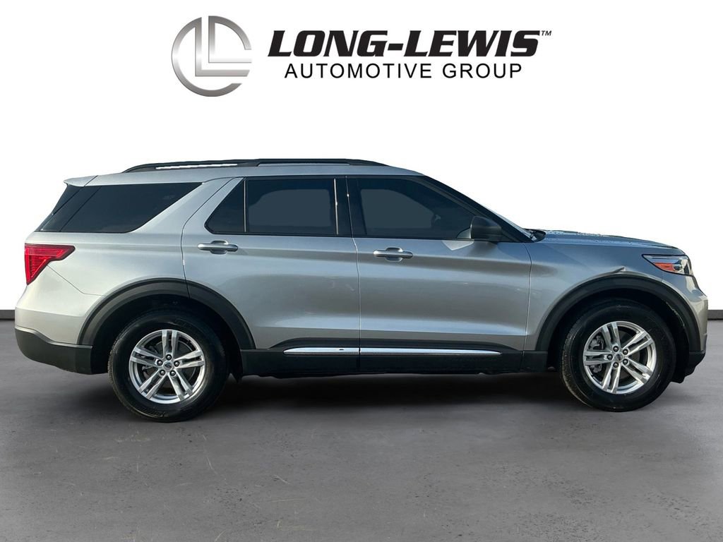 Certified 2023 Ford Explorer XLT RWD image 8
