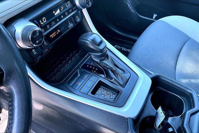 Used 2020 Toyota RAV4 XLE w/ Convenience Package FWD image 15