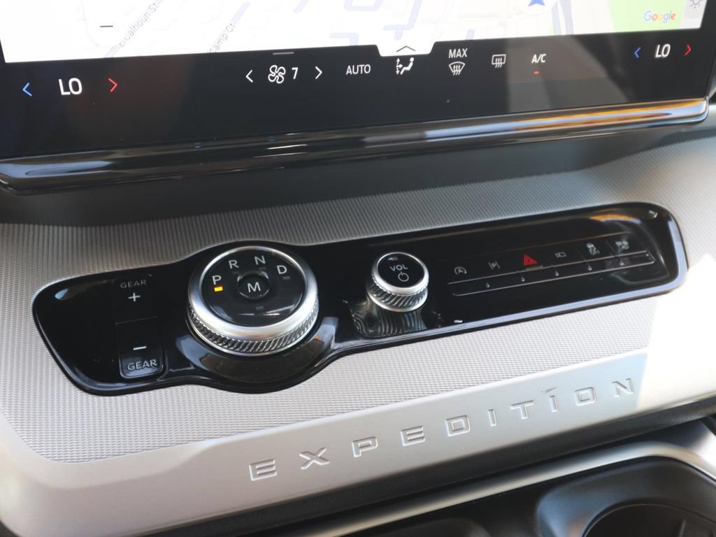 Certified 2025 Ford Expedition Active RWD image 23