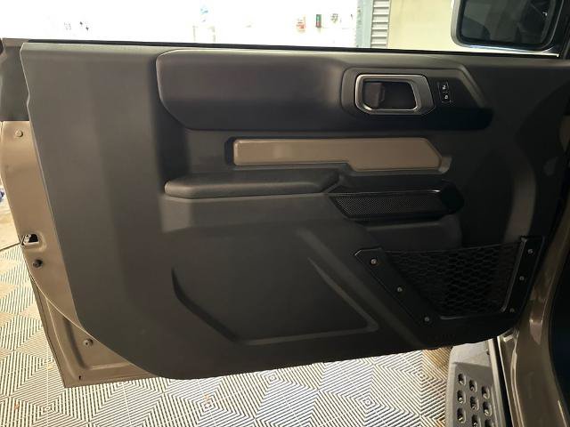 Certified 2025 Ford Bronco Badlands AWD/4WD image 16