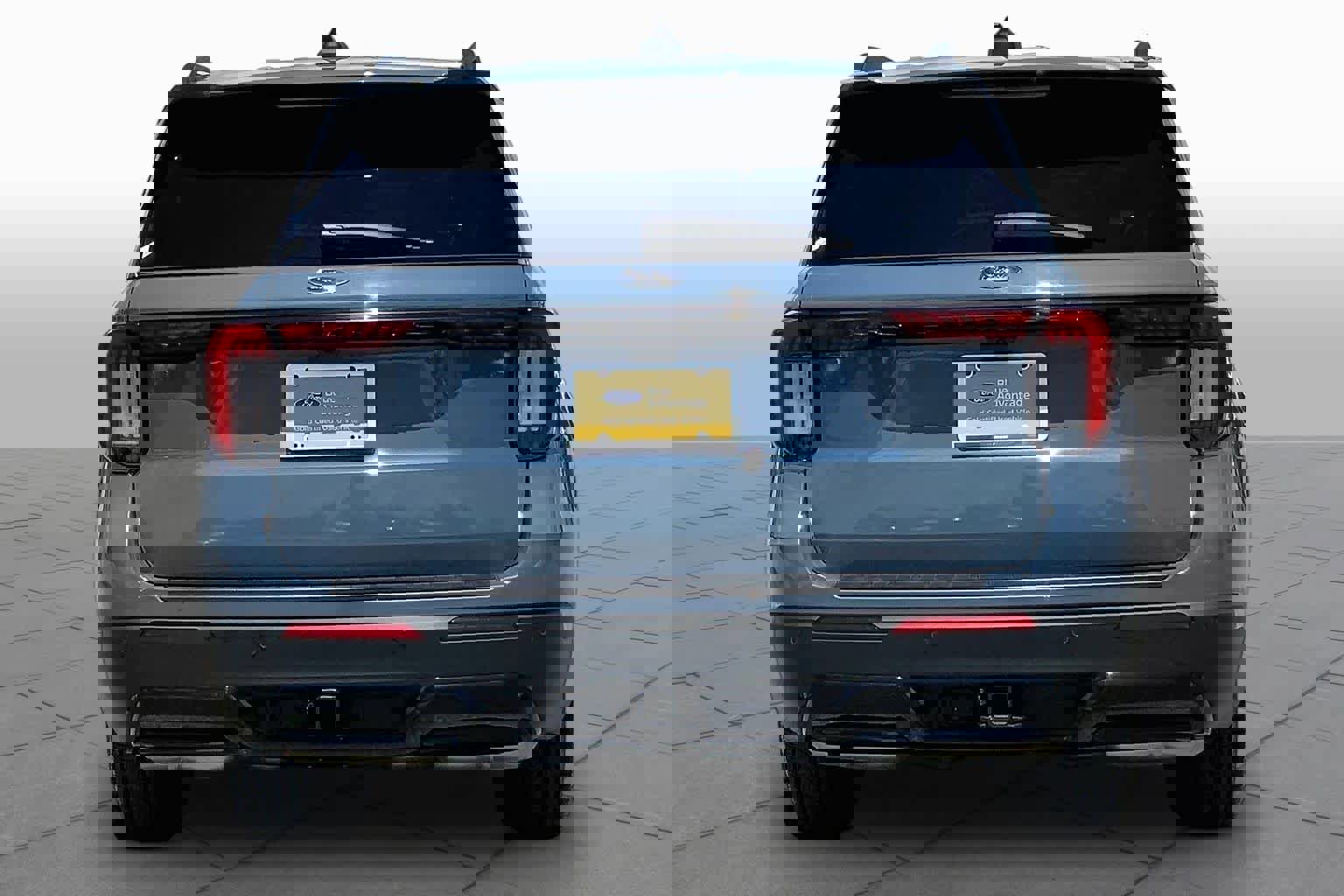 Certified 2025 Ford Explorer ST-Line RWD video 2