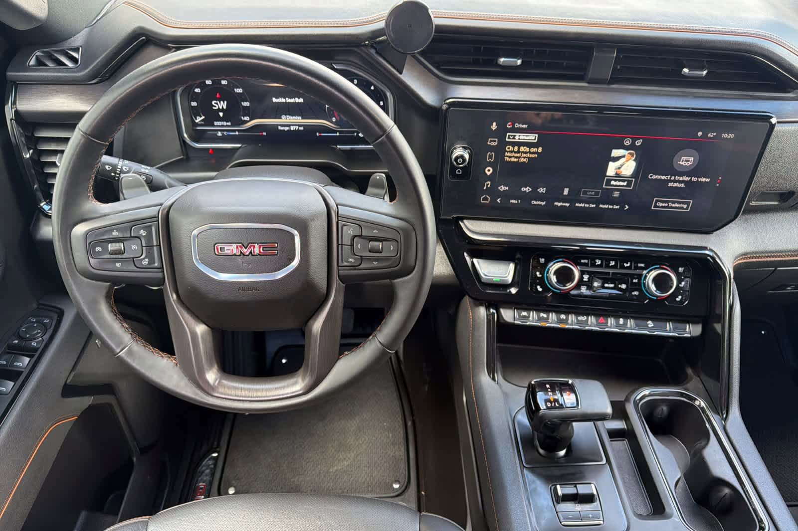 Used 2025 GMC Sierra 1500 AT4 w/ Technology Package AWD/4WD image 14