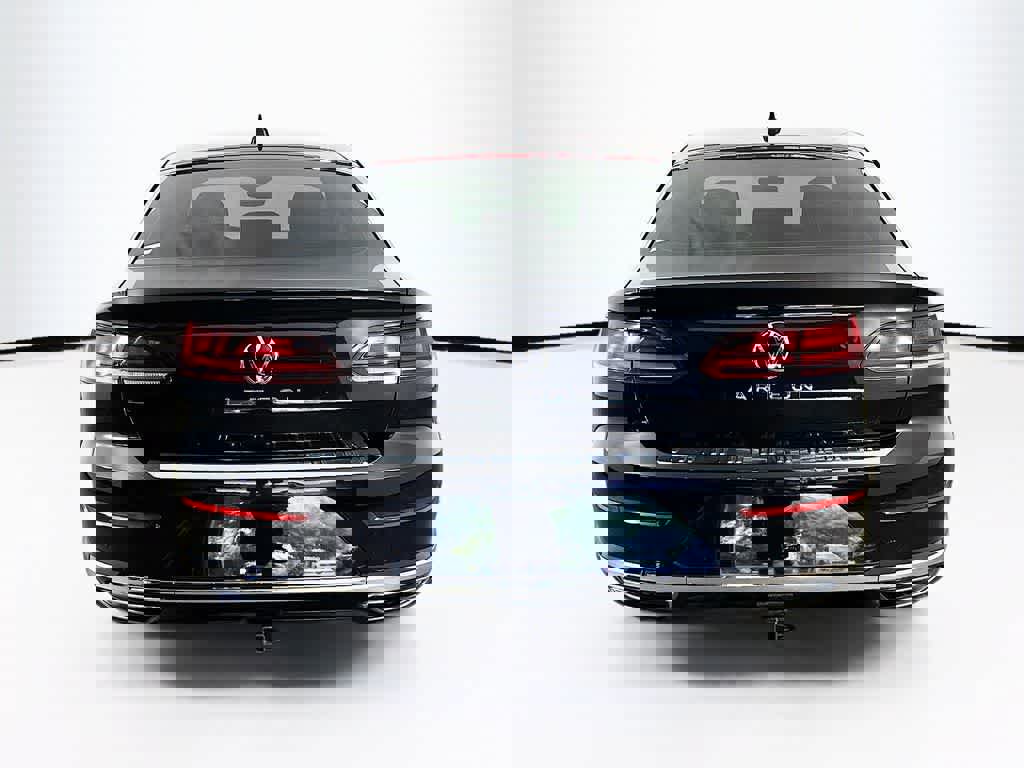 Used 2021 Volkswagen Arteon SE image 4