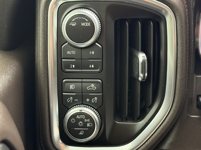Used 2020 GMC Sierra 2500 Denali w/ Denali Ultimate Package AWD/4WD image 38