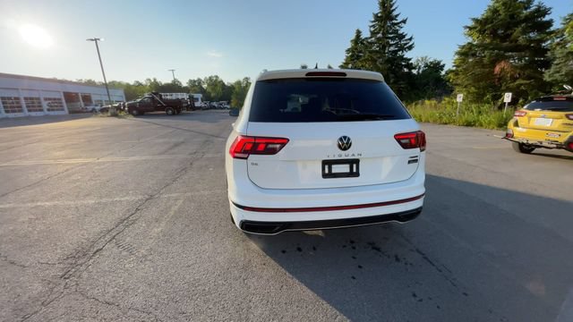 Used 2022 Volkswagen Tiguan SE R-Line AWD/4WD image 7