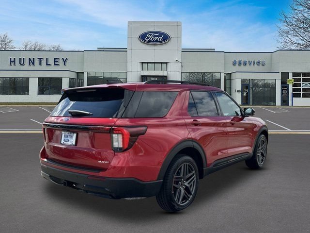 Certified 2025 Ford Explorer ST-Line w/ Premium Package AWD/4WD image 4