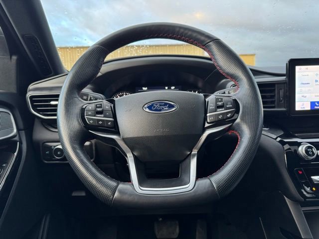 Certified 2022 Ford Explorer ST-Line w/ Class IV Trailer Tow Package image 39