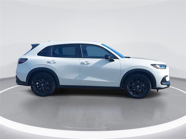 Used 2025 Honda HR-V Sport image 6