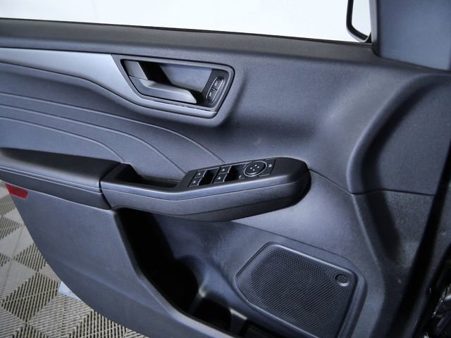 Certified 2025 Ford Escape Active AWD/4WD image 24