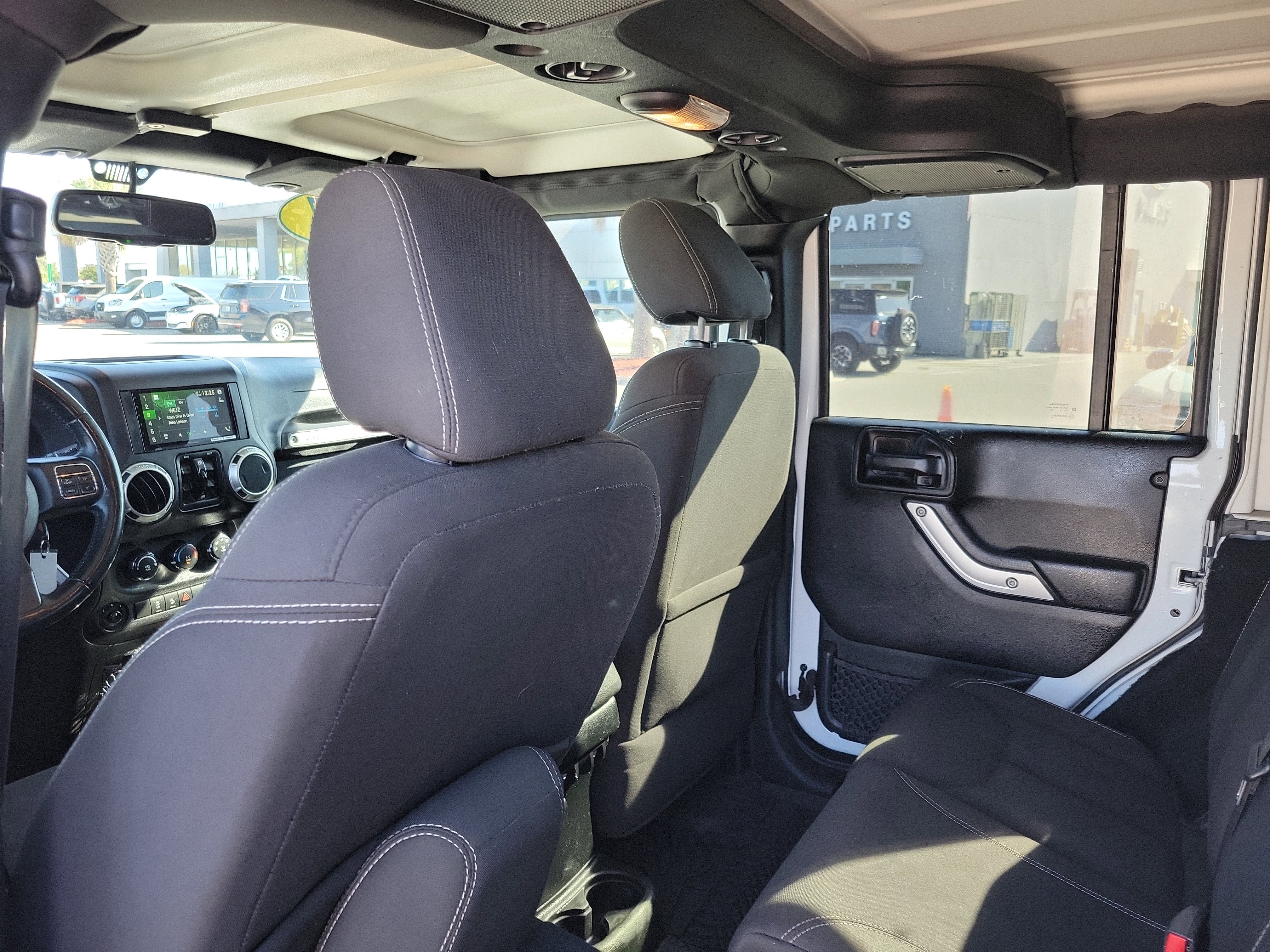 Used 2017 Jeep Wrangler Unlimited Sahara w/ Max Tow Package image 20