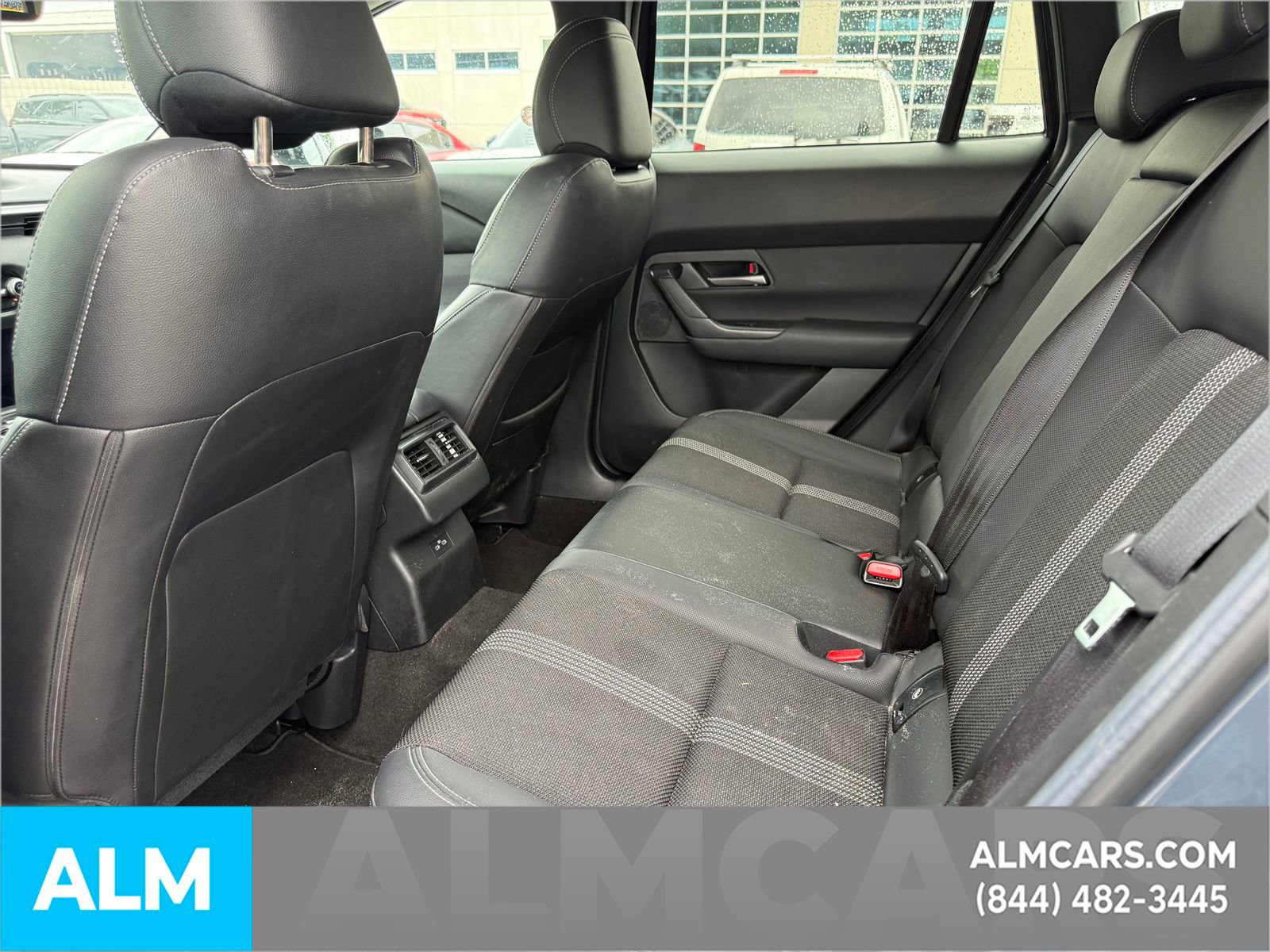 Used 2025 MAZDA CX-50 AWD 2.5 S w/ Premium Package image 11