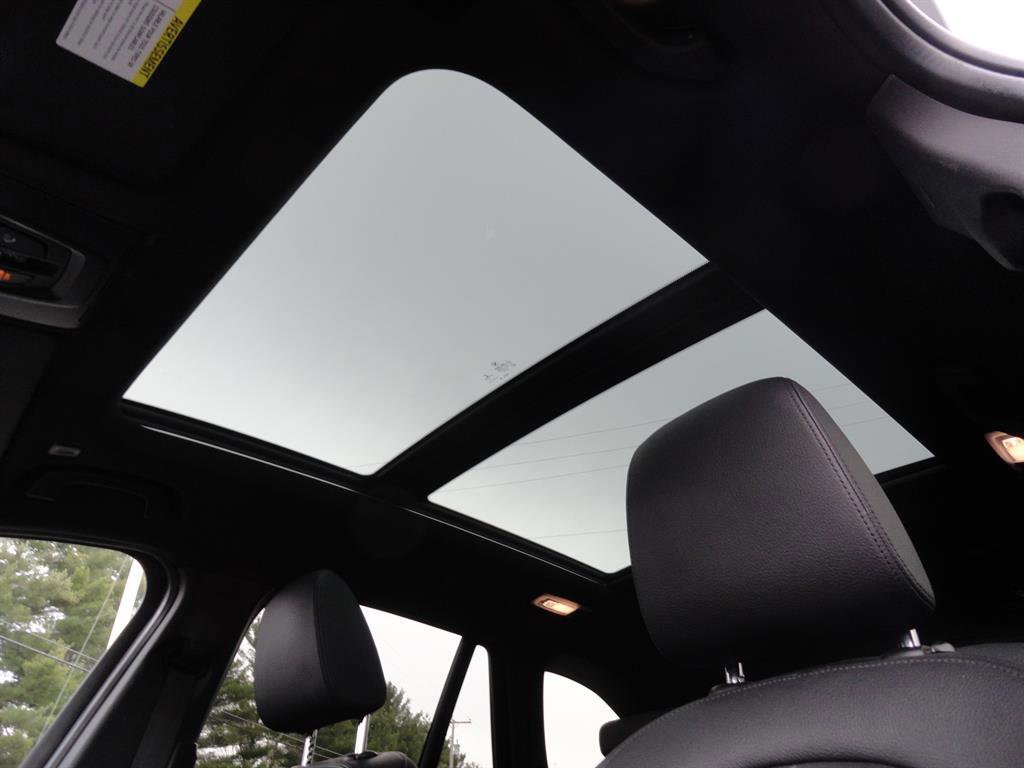 Used 2019 BMW X1 xDrive28i w/ M Sport Package image 19