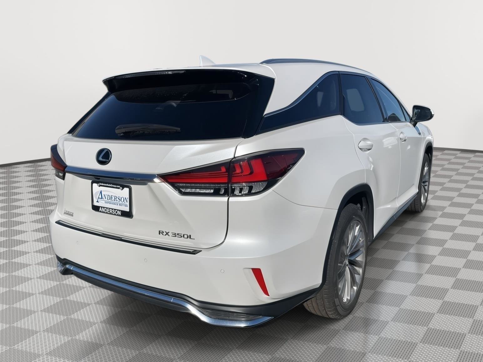 Used 2022 Lexus RX 350L Luxury image 5