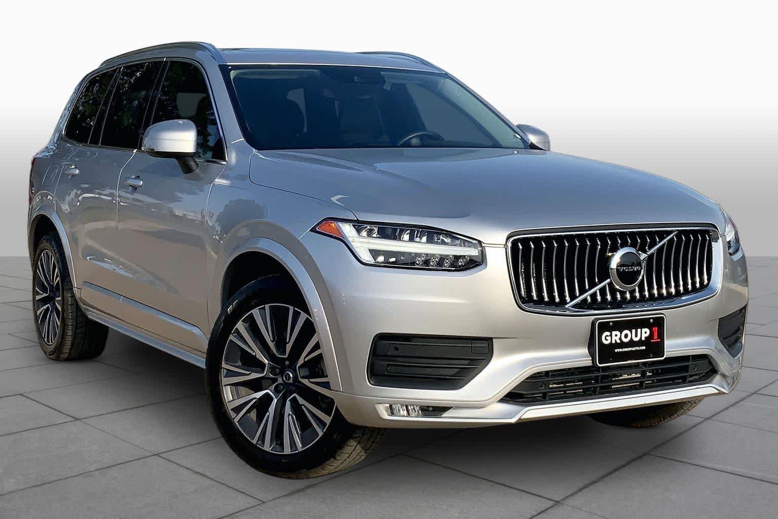 Used 2022 Volvo XC90 T5 Momentum FWD image 3