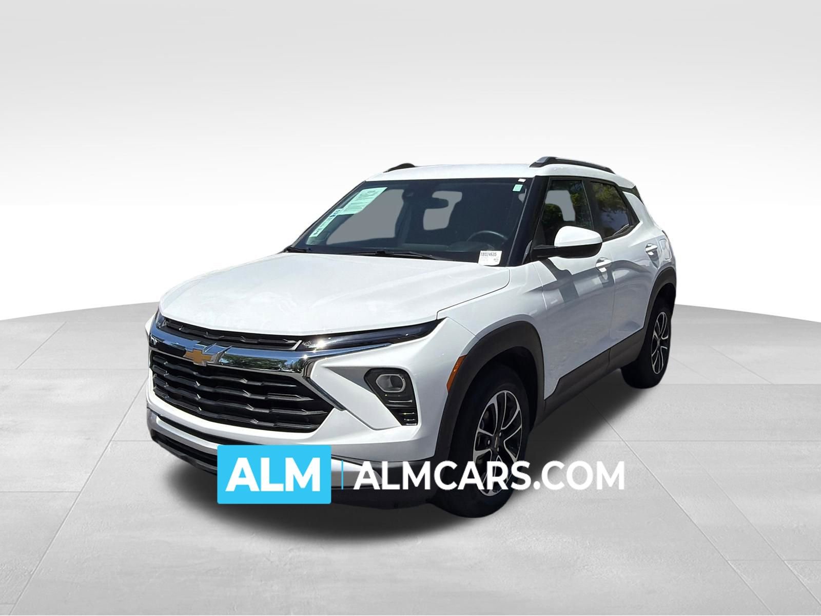 Used 2026 Chevrolet TrailBlazer LT w/ LT Cold Weather Package FWD image 1