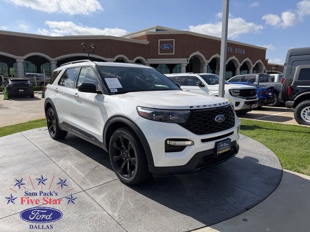 Certified 2022 Ford Explorer ST-Line w/ Class IV Trailer Tow Package