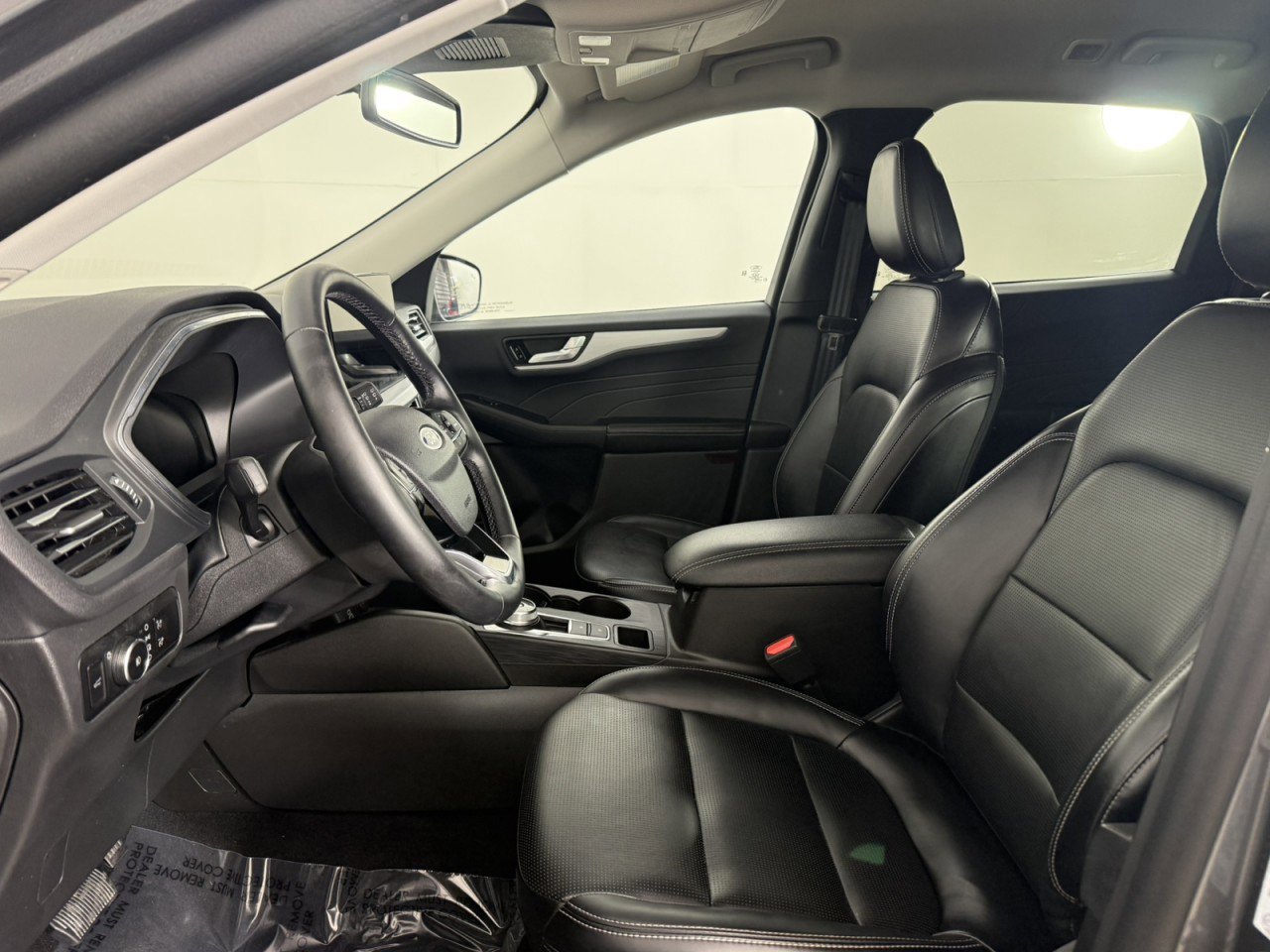 Certified 2025 Ford Escape Platinum image 14