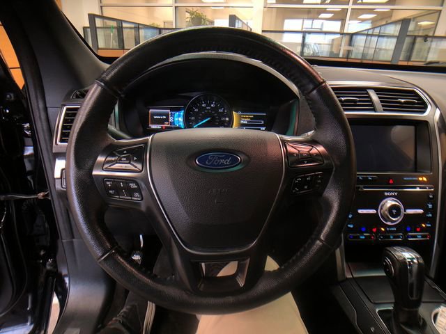 Certified 2018 Ford Explorer Limited w/ Equipment Group 301A image 13