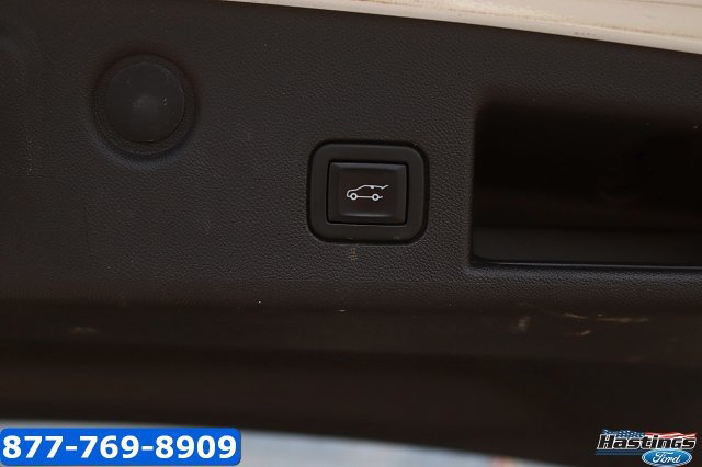 Used 2021 Chevrolet Equinox LT FWD image 15
