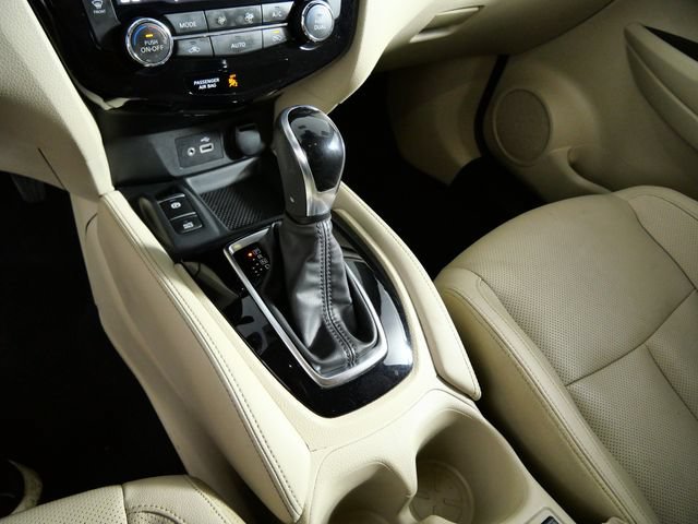 Used 2020 Nissan Rogue SL w/ Premium Package AWD/4WD image 22