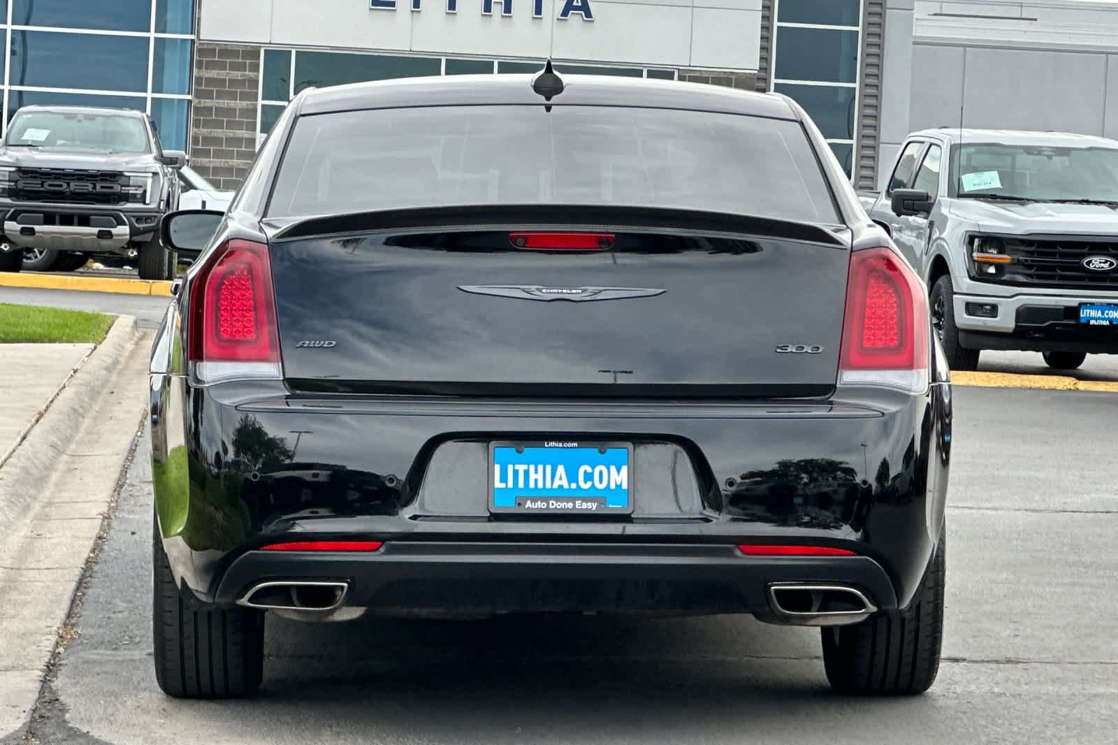 Used 2021 Chrysler 300 Touring L AWD/4WD image 7