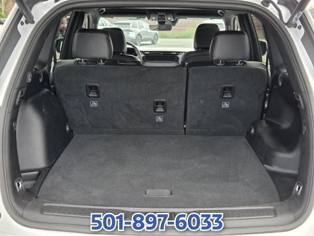 Used 2025 Jeep Grand Cherokee Altitude AWD/4WD image 13
