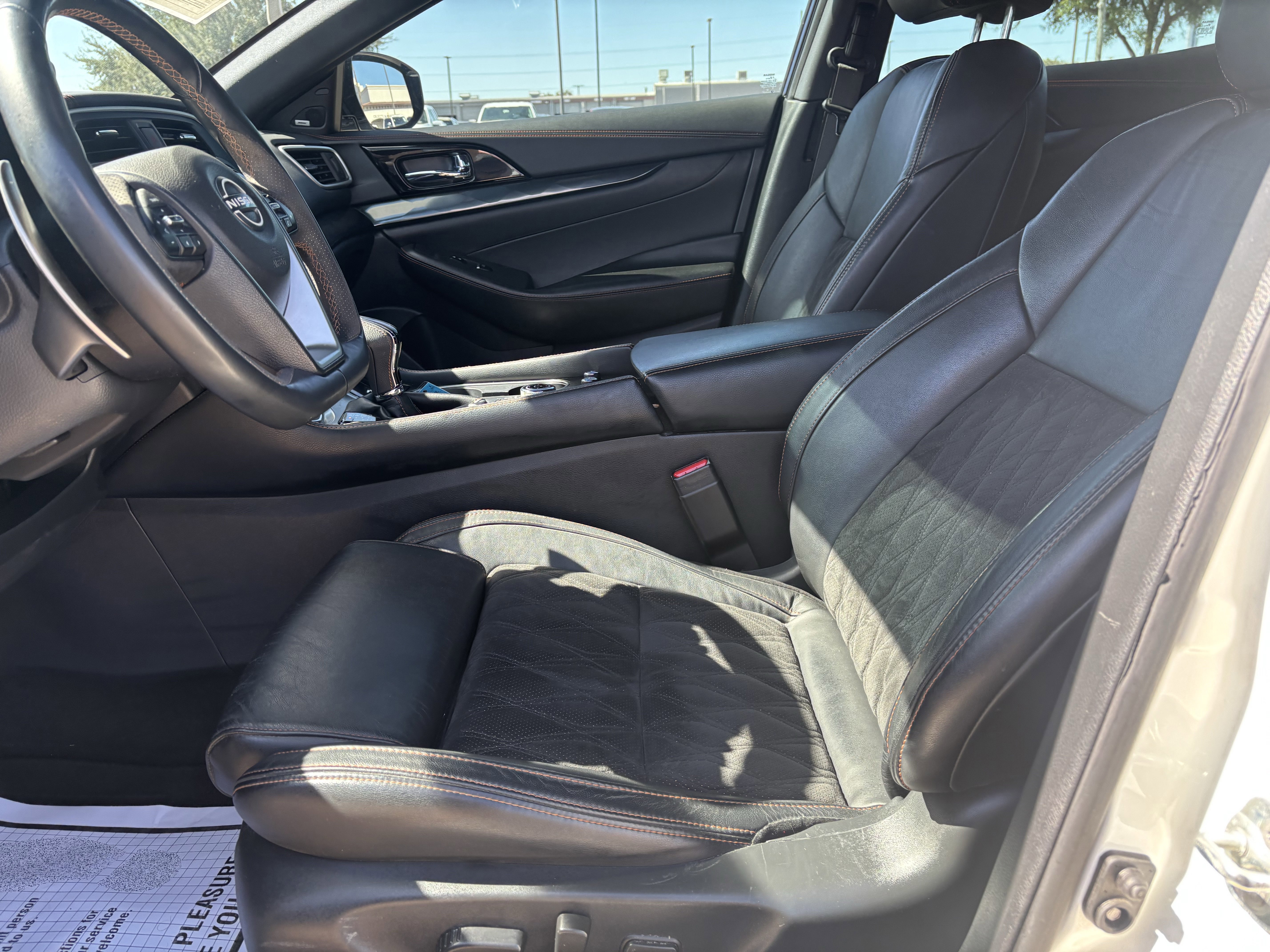 Used 2023 Nissan Maxima SR w/ Sport Mat Group image 10