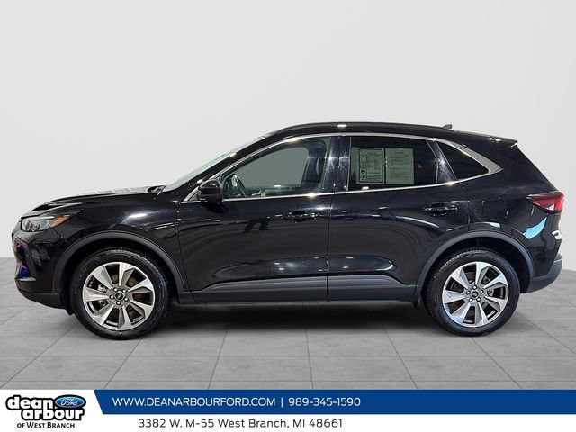 Certified 2024 Ford Escape Platinum AWD/4WD video 2