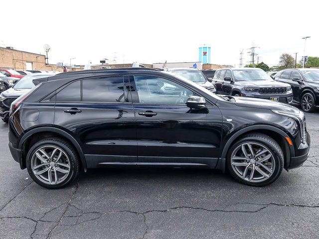 Used 2023 Cadillac XT4 Sport w/ Sun And Sound Package AWD/4WD image 8