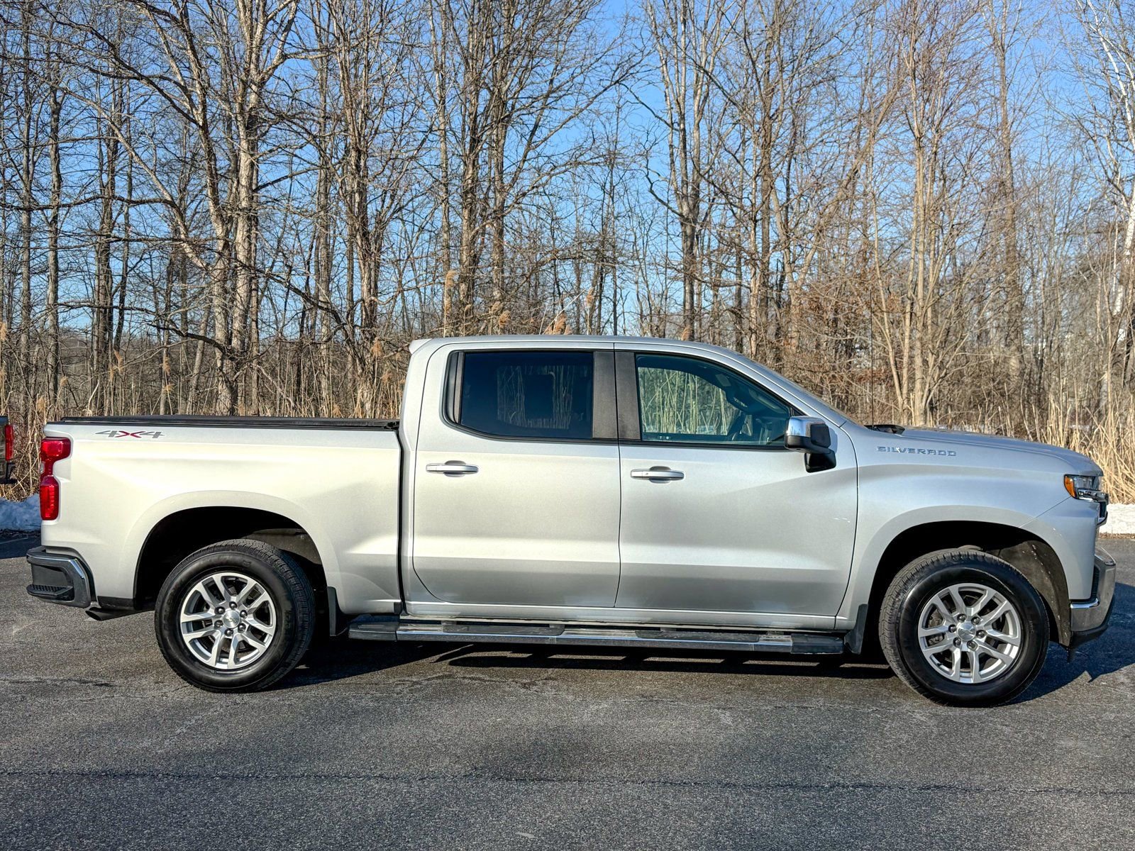 Used 2021 Chevrolet Silverado 1500 LT w/ Bed Protection Package image 2