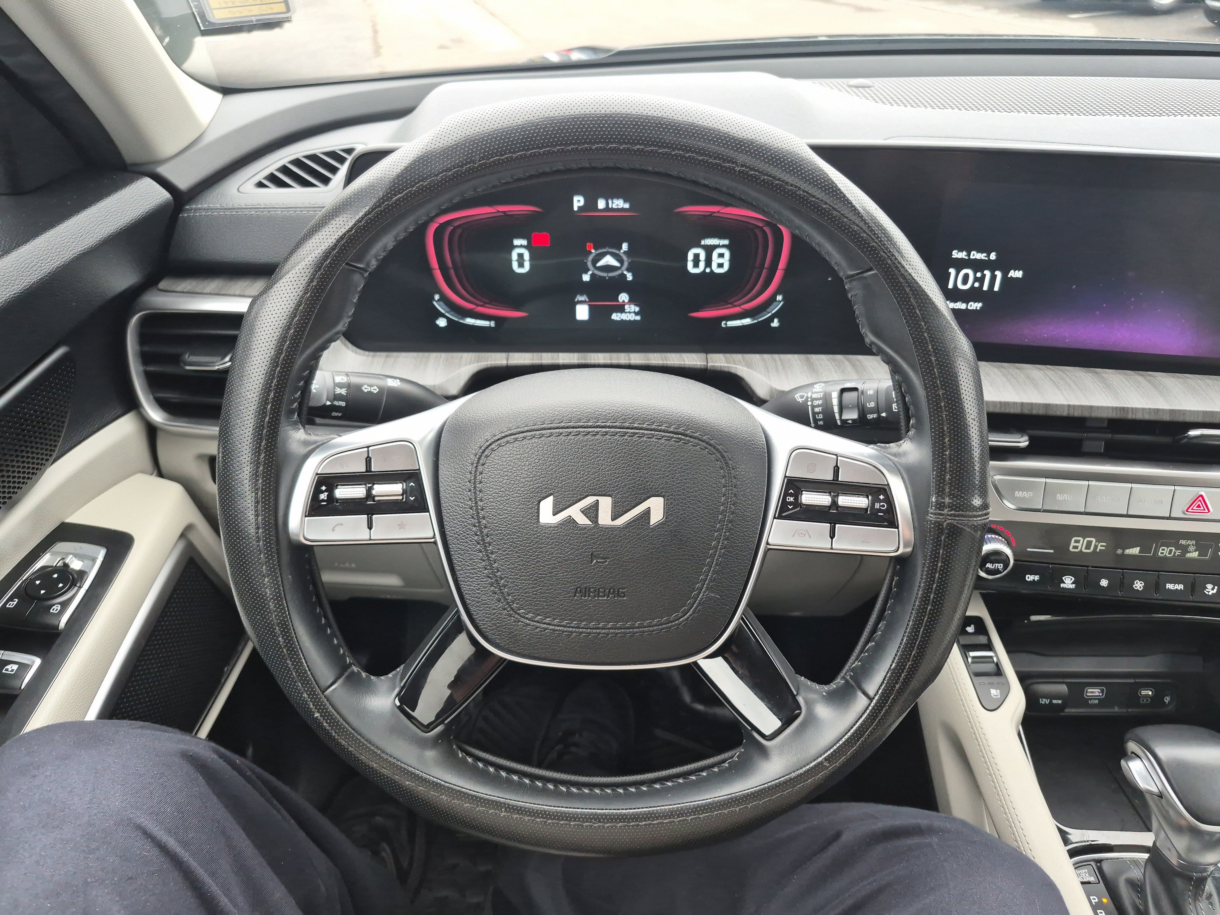 Used 2024 Kia Telluride EX w/ EX Captain's Chair Package image 29