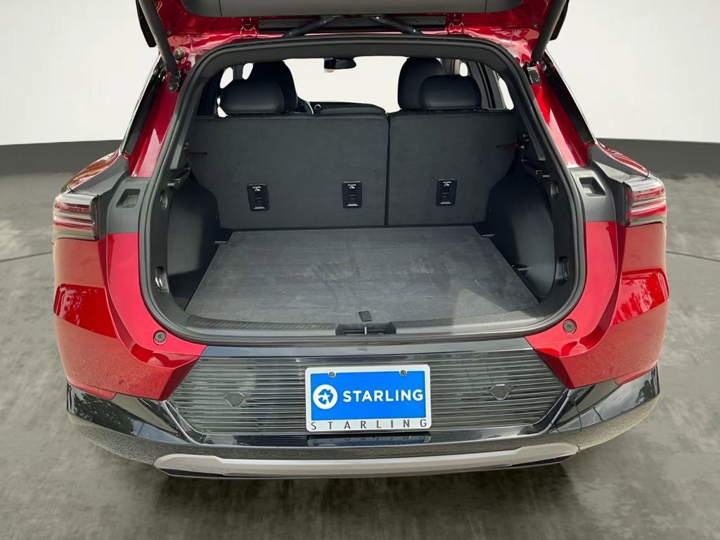Used 2025 Chevrolet Equinox EV LT w/ Convenience Package image 19